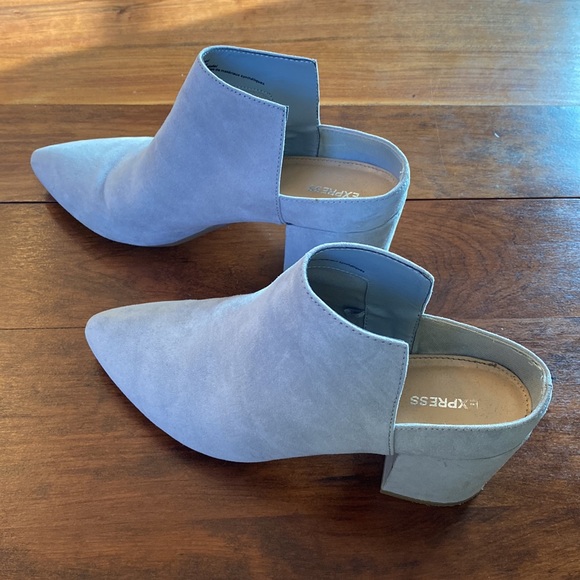 Express Light Grey Open Back Booties - 7 - Picture 4 of 15